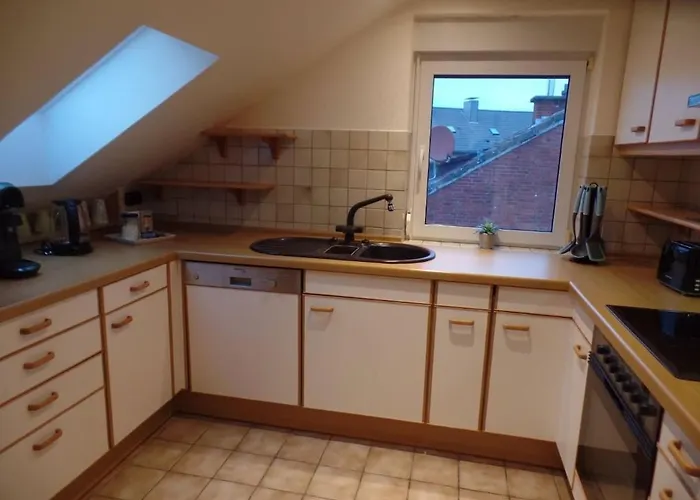 Gemuetliche Dachgeschoss Apartamento