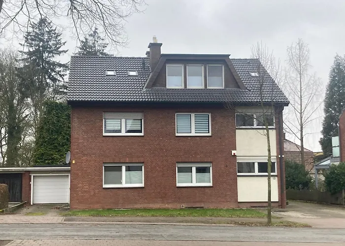 Gemuetliche Dachgeschoss Apartamento *